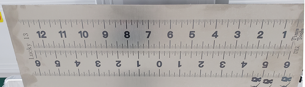 Foto de r&eacute;gua marcada 1000